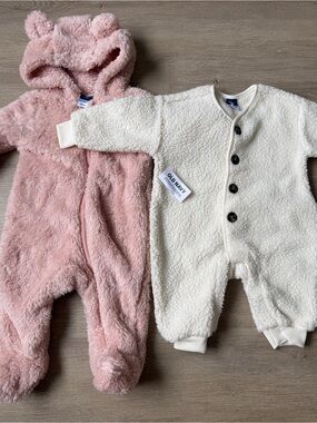 Old Navy 3-6 month teddy suits bundle